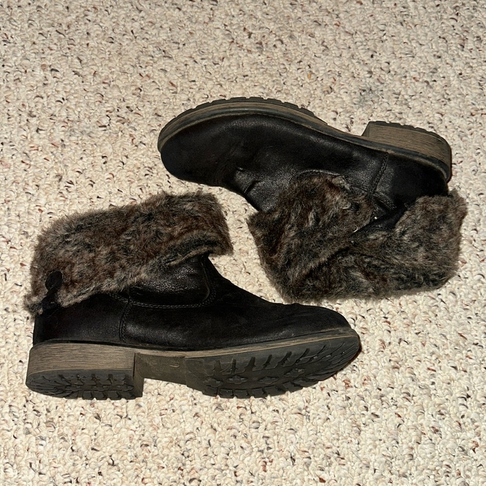 Candies ankle fur boots
